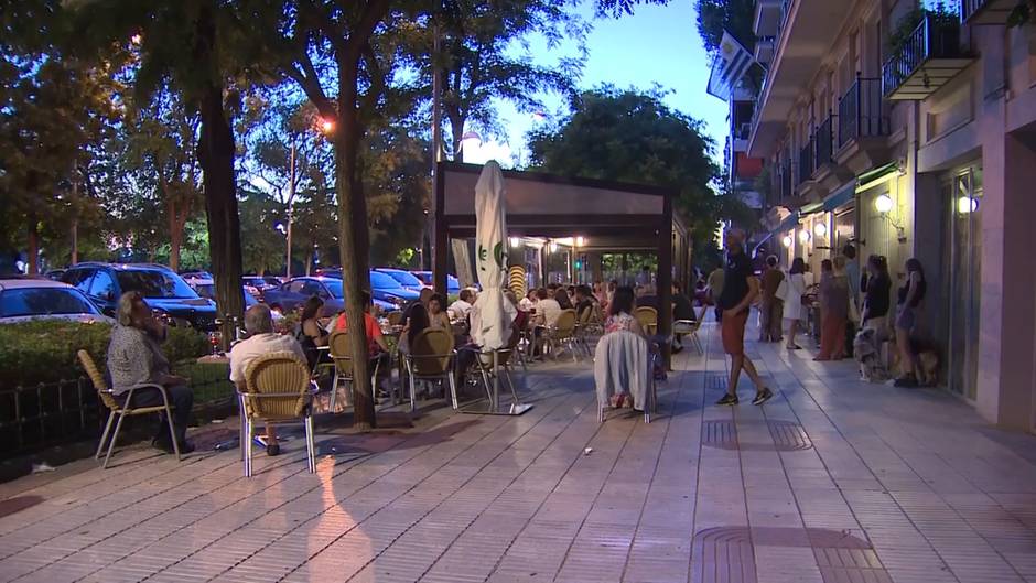 Lleno en las terrazas de la madrileña calle de Pintor Rosales