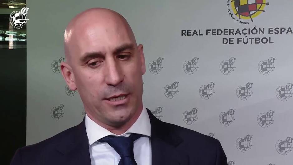 Rubiales valora el acuerdo "magnífico e importante" entre RFEF y China