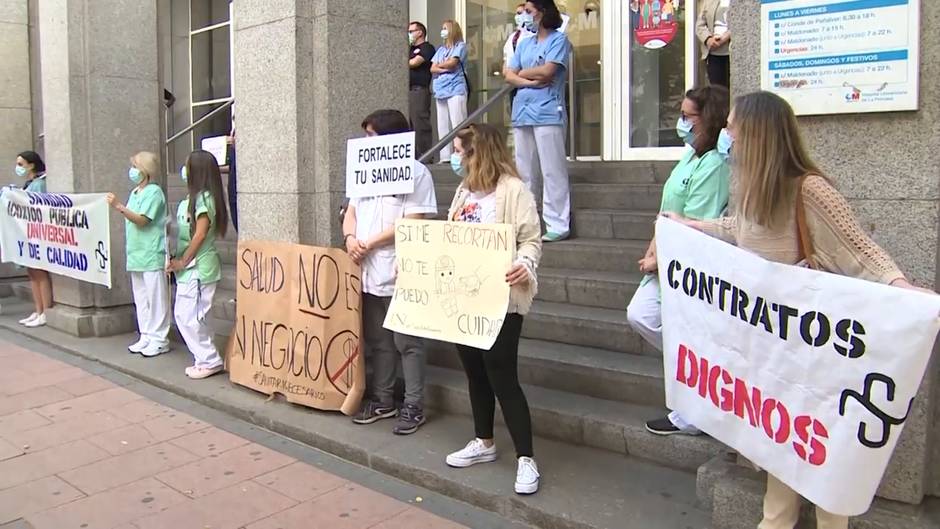 Cuarto lunes consecutivo de concentraciones ante los centros de salud