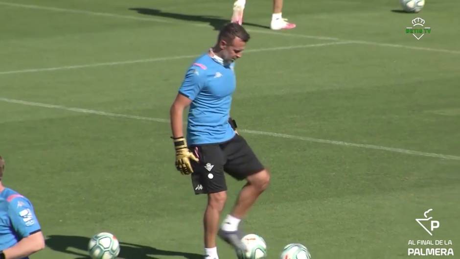 Doblas, Merino y Tino Luis ya entrenan al Betis