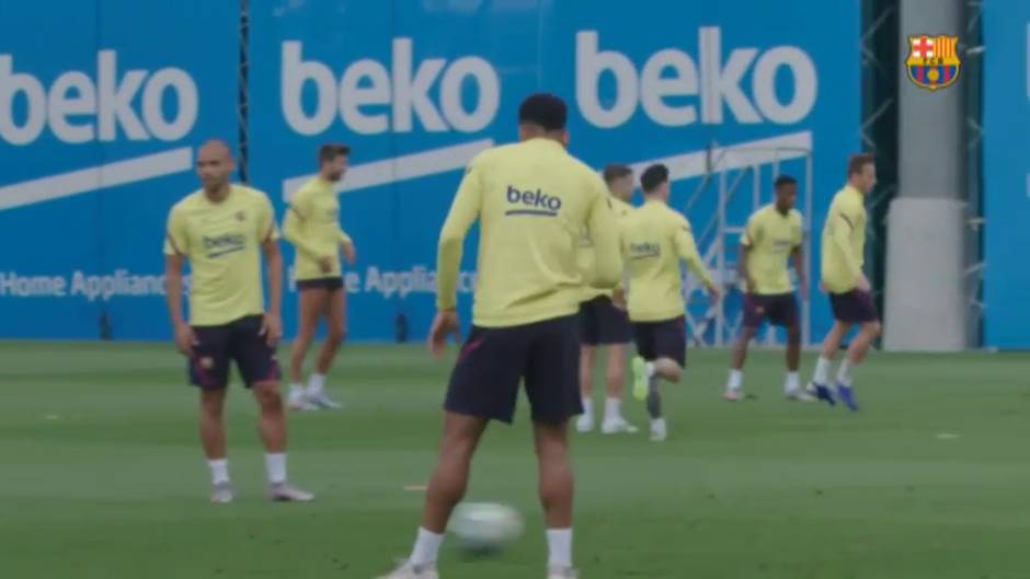 La baja de Umtiti, la novedad de hoy en el entrenamiento del Barça