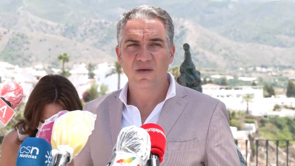 Bendodo acusa a la oposición de hablar de "crisis de gobierno" ante "ajustes"