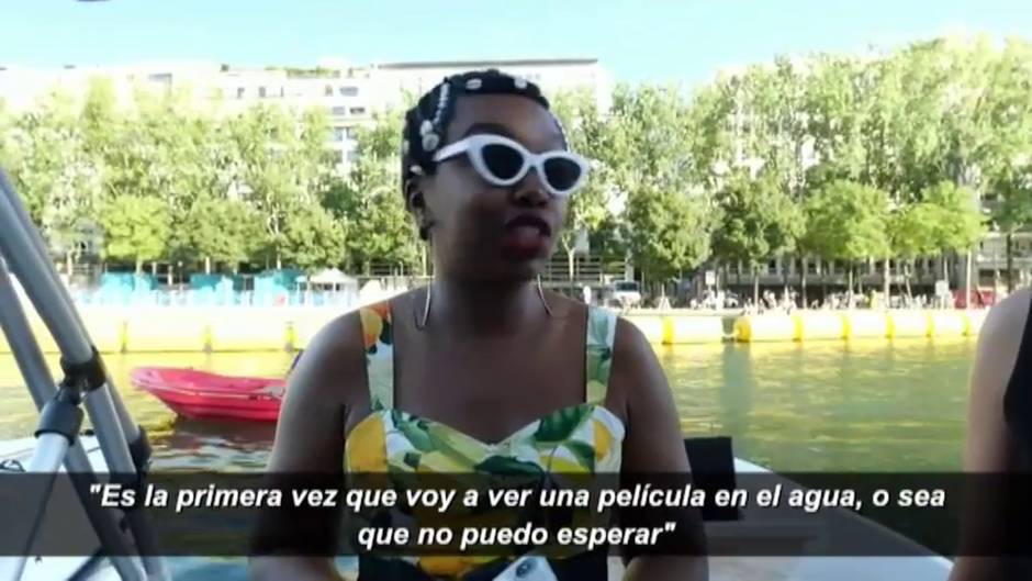 París acoge el primer cine al aire libre sobre el río Sena