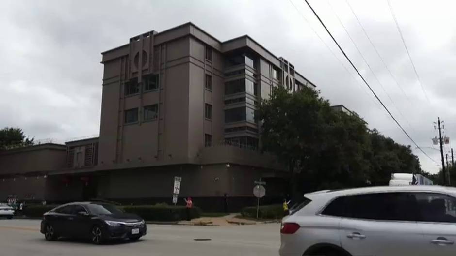 China responde a EEUU y cierra el consulado norteamericano en Chengdu