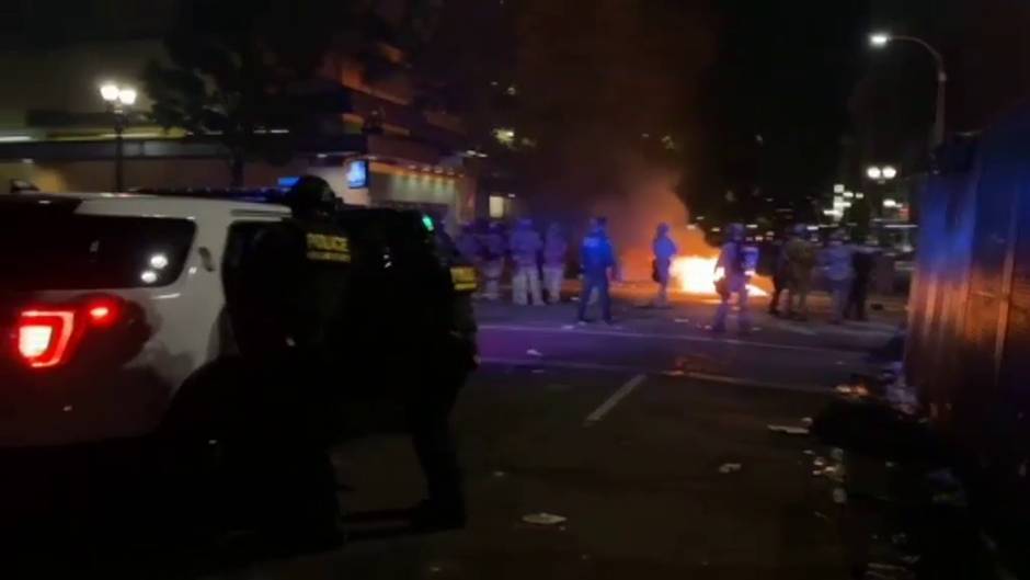 Crece la tensión en las protestas contra la violencia policial en Portland, Estados Unidos