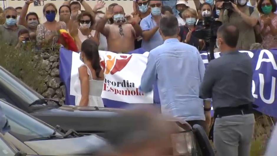 Los reyes visitan la cooperativa Coinga en Menorca