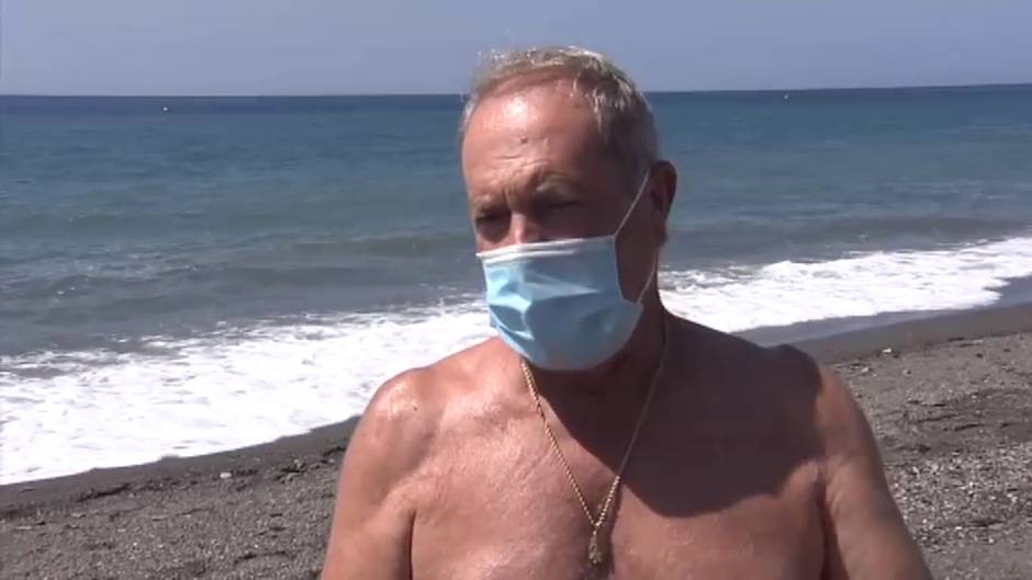 El mar de Melilla está llena de plásticos