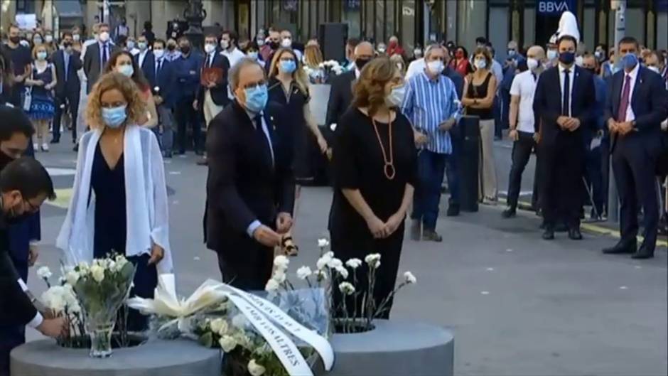 Barcelona recuerda a las víctimas del atentado del 17A