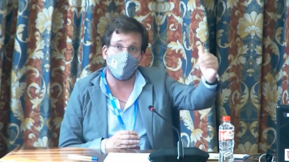 Almeida insiste en llegar a un acuerdo con Gobierno para una "financiación estable"