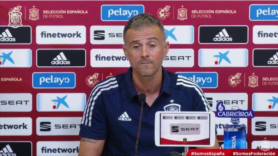 Luis Enrique rejuvenece a la selección española con luna lista llena de novedades