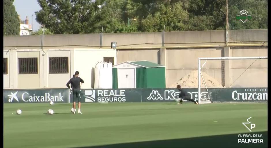 Entrenamiento del Betis en la ciudad deportiva