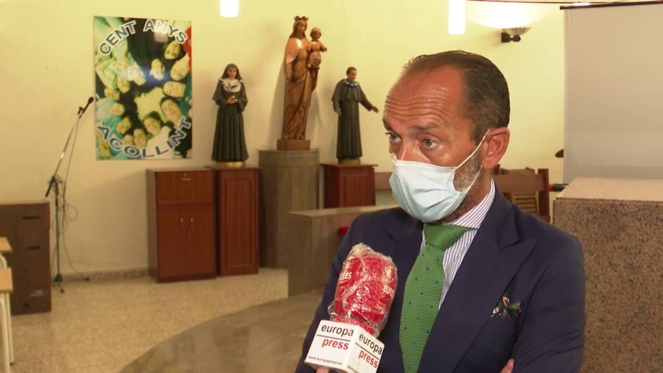 La capilla y el teatro del colegio convertidos en aulas de bachillerato