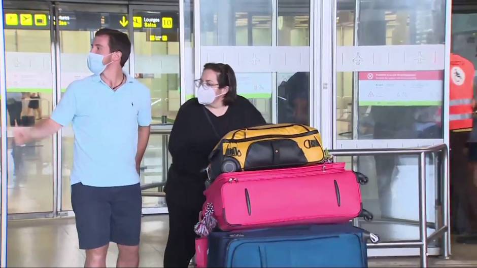 Último domingo de agosto y regreso de vacaciones en Barajas
