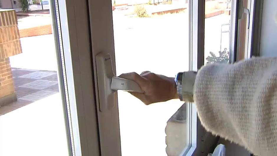 Lo más peligroso para la propagación del coronavirus es compartir el aire en lugares cerrados