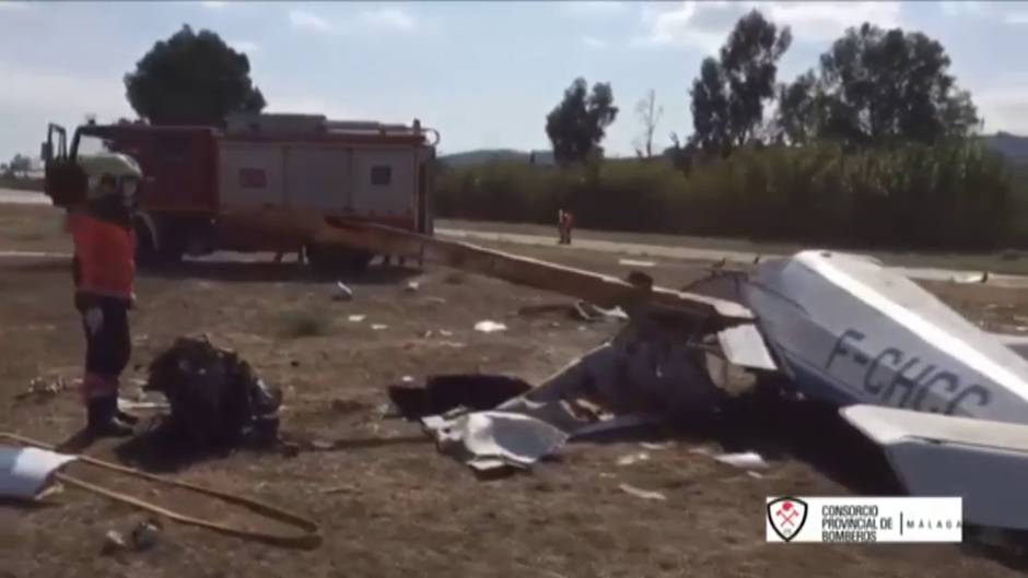 Un muerto y un herido en el accidente de una avioneta en Vélez-Málaga