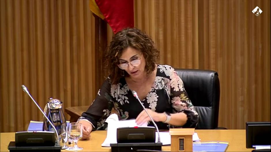 Montero afirma que el Gobierno es "firme defensor del modelo descentralizado"