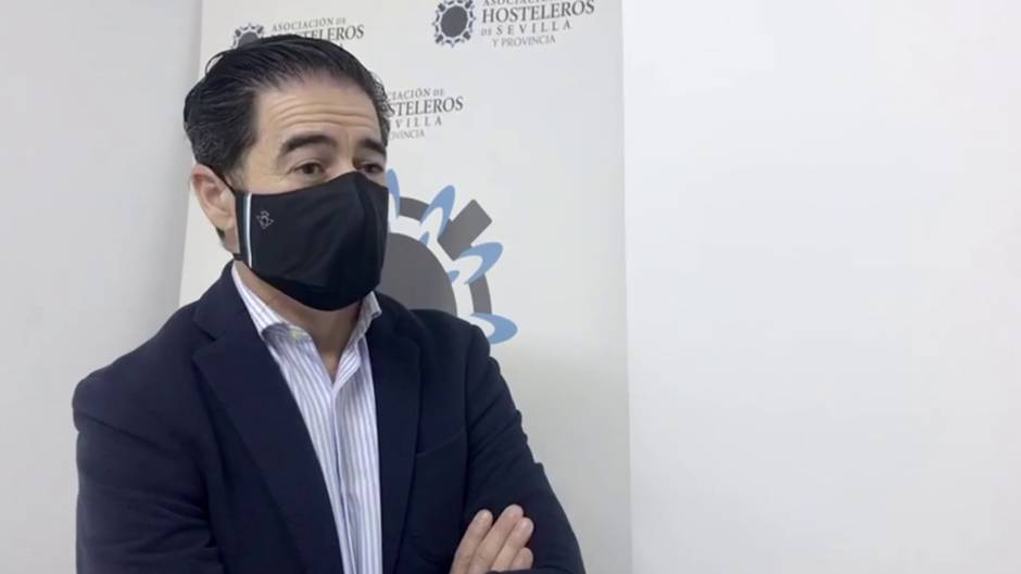 Hosteleros consideran "decepcionante" e "insuficiente" el cierre de bares a las 20:30 horas