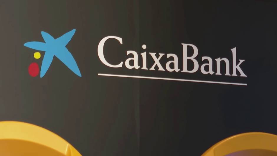 CaixaBank gana 726 millones hasta septiembre, un 42,6% menos