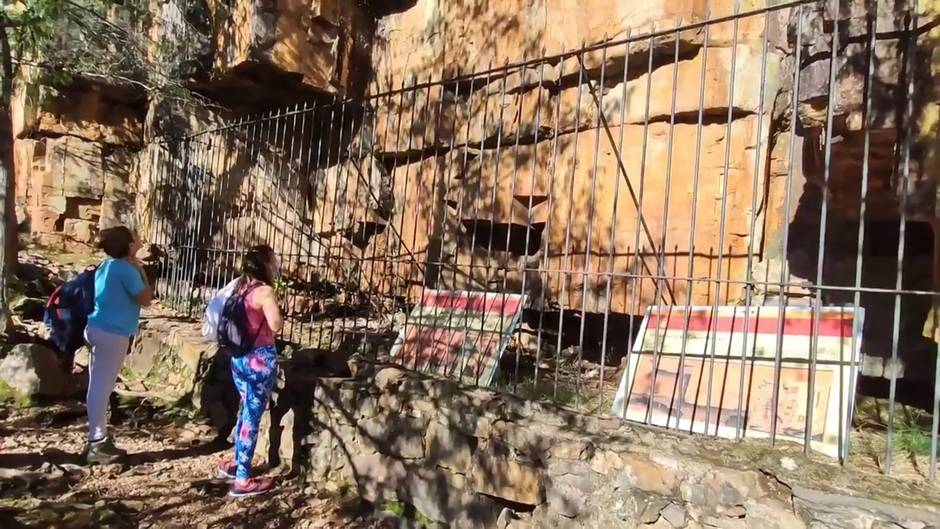 El Canchal de las Cabras Pintadas, una ruta entre naturaleza y pinturas rupestres