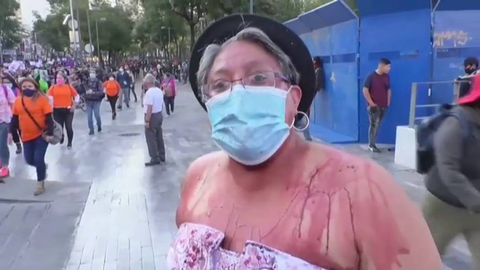 Cientos de miles de mujeres se manifiestan contra la violencia de género