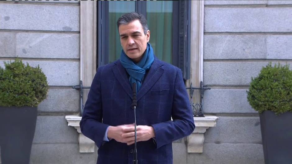 Pedro Sánchez dice que la Constitución "salva vidas" gracias al estado de alarma