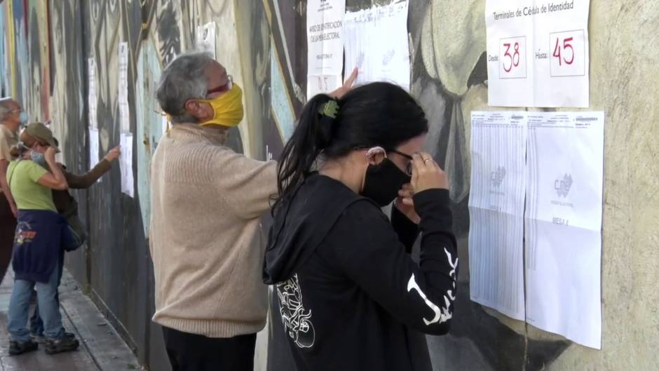 Normalidad durante primeras horas de votación en elecciones legislativas venezolanas