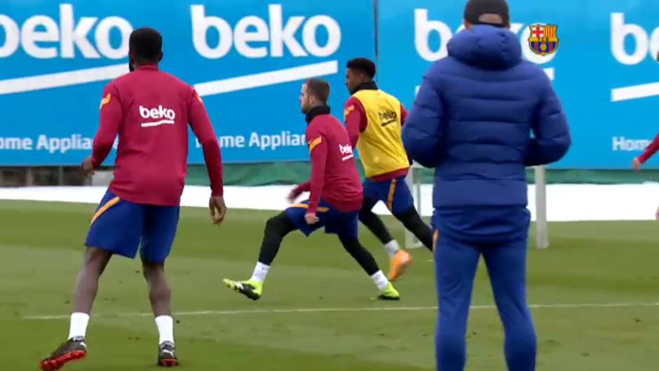 El FC Barcelona regresa a los entrenamientos con la cabeza puesta en la Real Sociedad