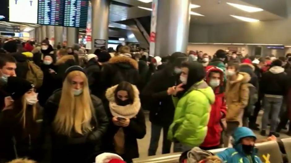 Navalny vuela rumbo a Moscú pese a las amenazas de ser detenido