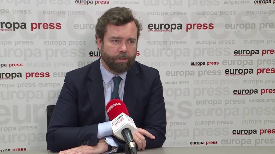 Vox ve "lógico" que comisión Kitchen señale "manzanas podridas" de Policía