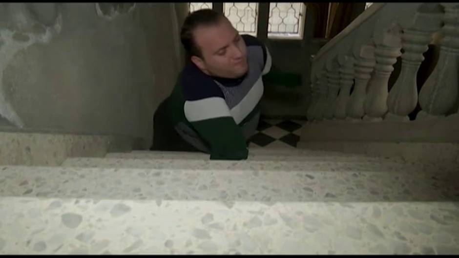 Un karateca palestino que nació sin brazos ni piernas aspira a ir a los Juegos Paralímpicos