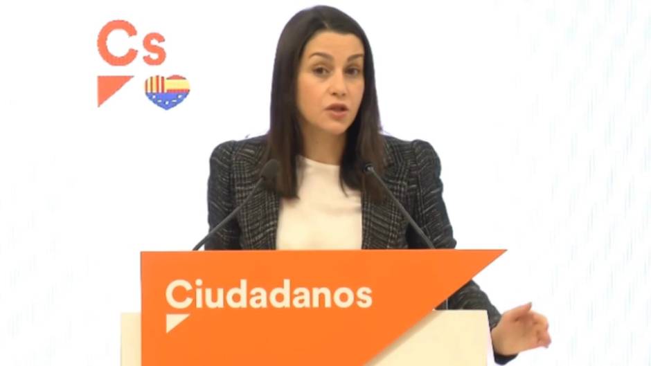 Cs critica a Iglesias por comparar a Puigdemont con exiliados del franquismo