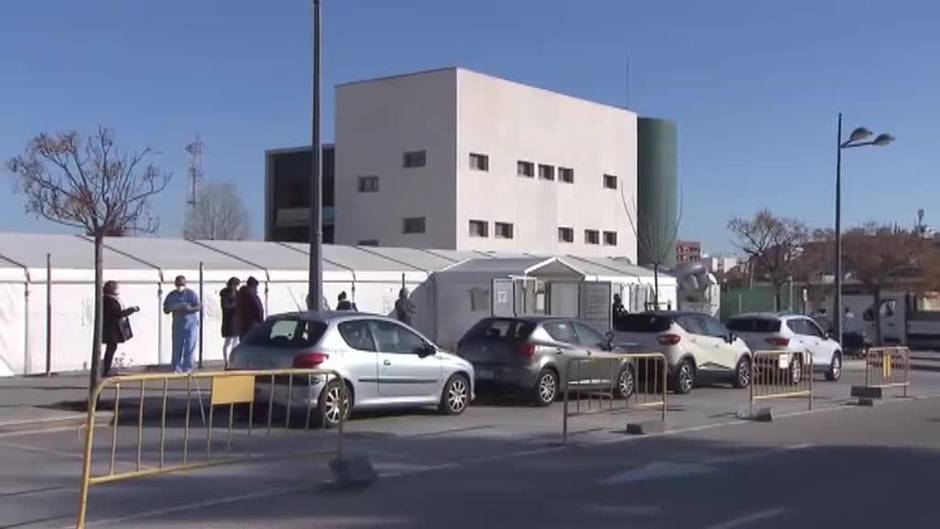 Andalucía notifica 7.409 contagios en un solo día