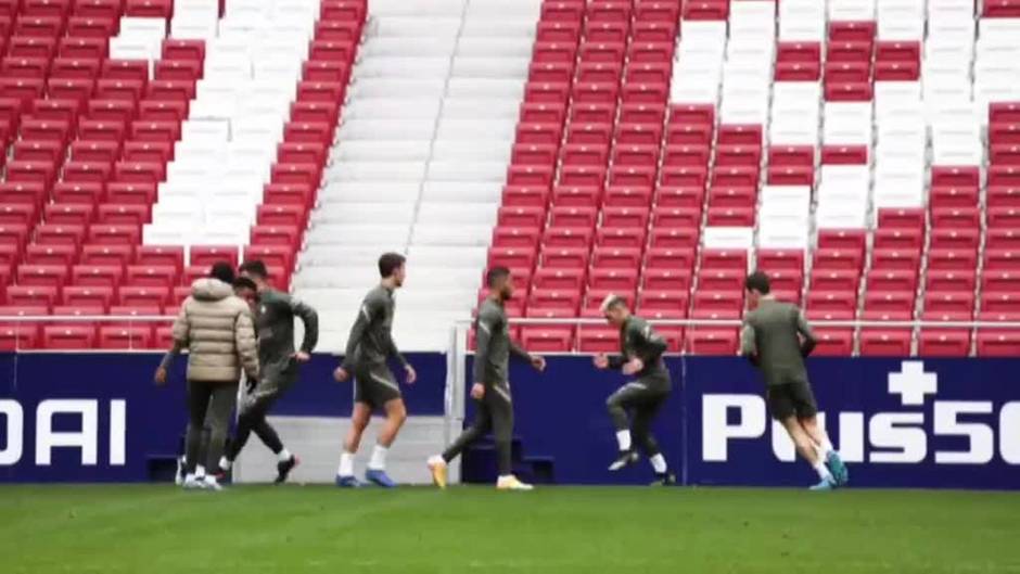 El Atleti entrena con la mente puesta en el Cádiz