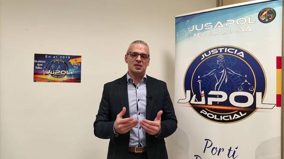 Admitida una querella de JUPOL contra el director de la Policía
