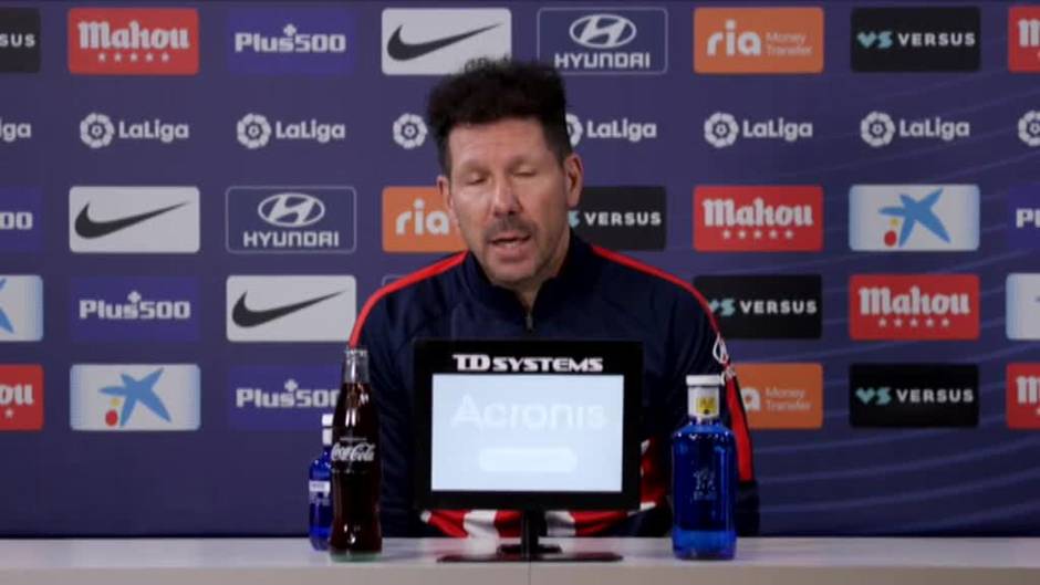 Simeone, tras los positivos de Hermoso y Carrasco: "Hay que convivir con este tipo de situaciones"