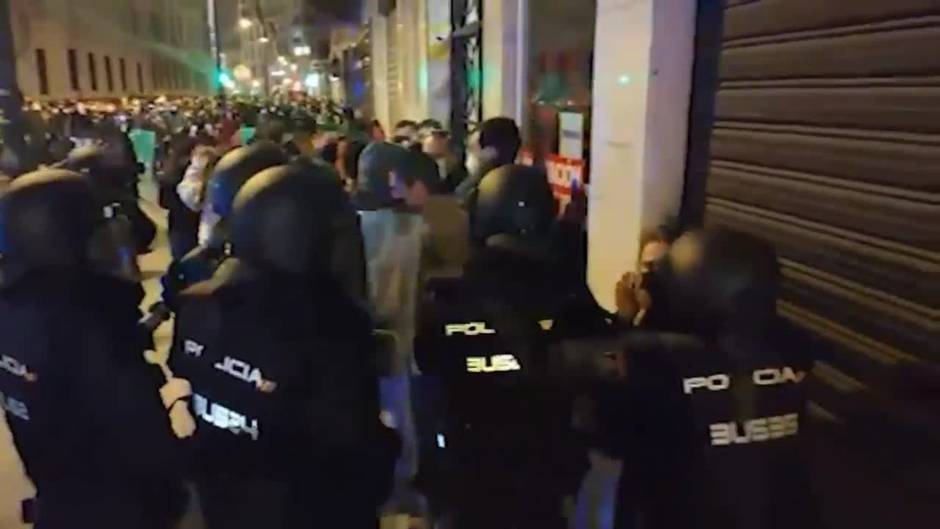 Segunda jornada de incidentes en Valencia en protesta por Hasel