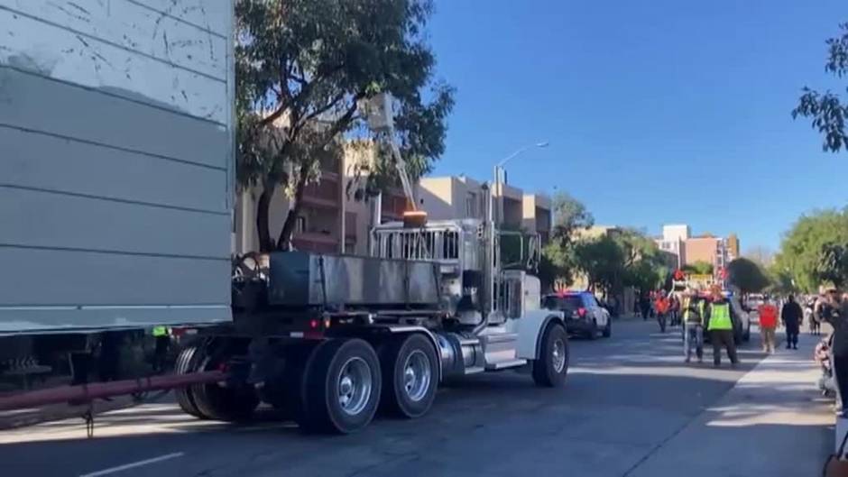 Un vecino de San Francisco decide cambiarse de barrio y se lleva su casa