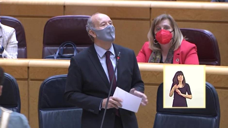 Campo dice que el Gobierno acometerá una reforma de la jurisdicción universal