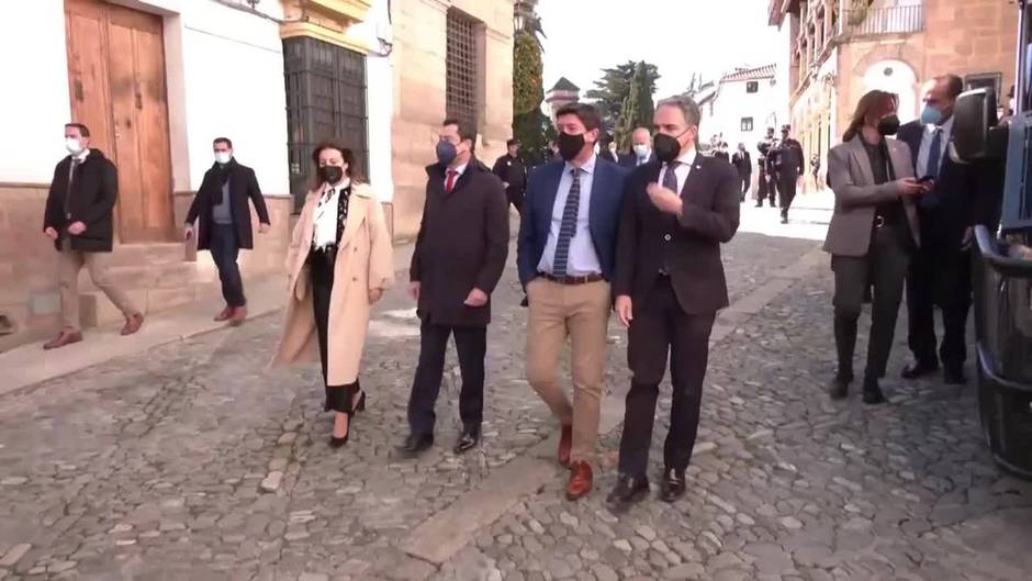 Consejo de Gobierno aprueba distinciones del 28F en una reunión especial en Ronda