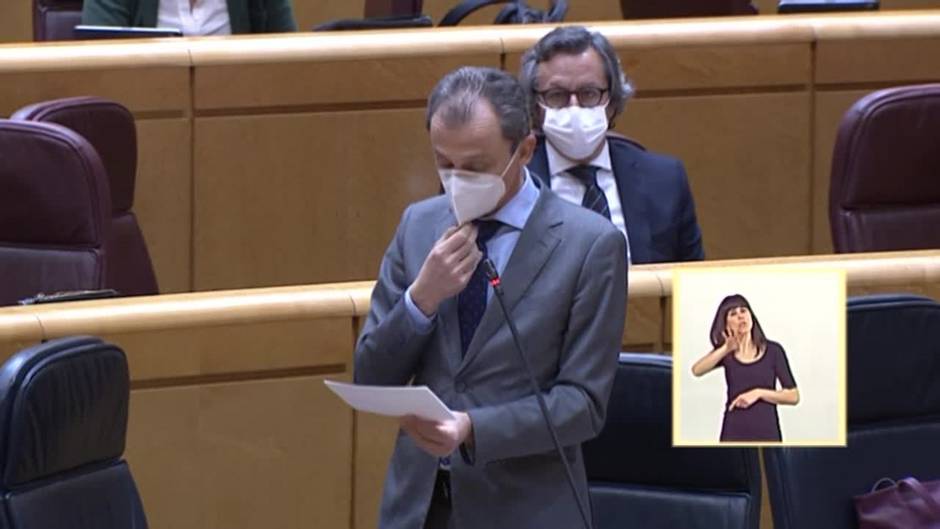 Duque dice que tiene intención de conceder contratos a jóvenes investigadores