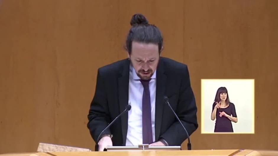 Iglesias reconoce "carencia del sistema" en que afectados por talidomida no tengan ayudas