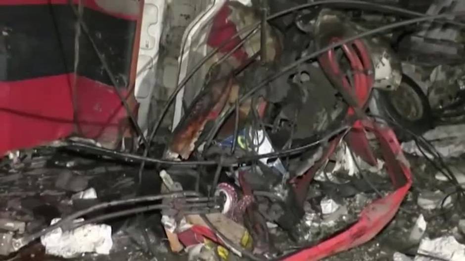 La explosión de un coche bomba en Mogadiscio causa la muerte de al menos 20 personas