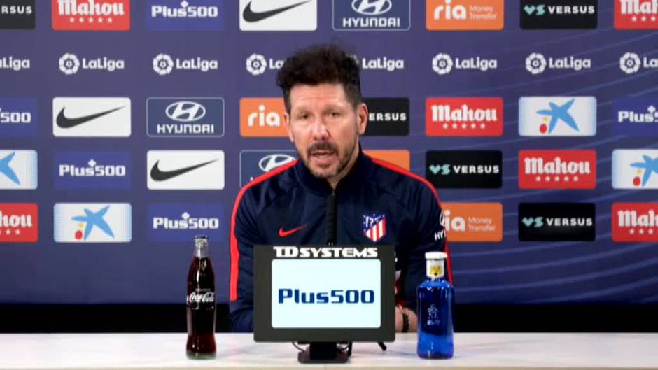 Simeone: "Hace diez años que pensamos solo en el partido a partido"