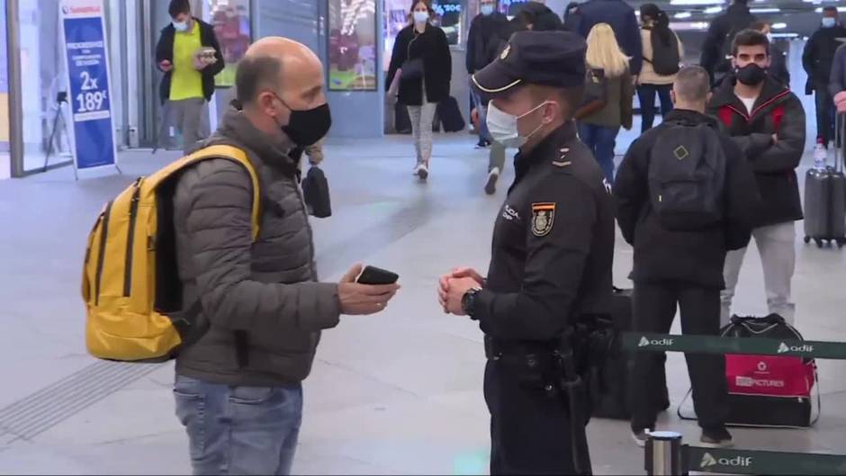 Comienza la operación salida en Atocha de cara al puente de San José