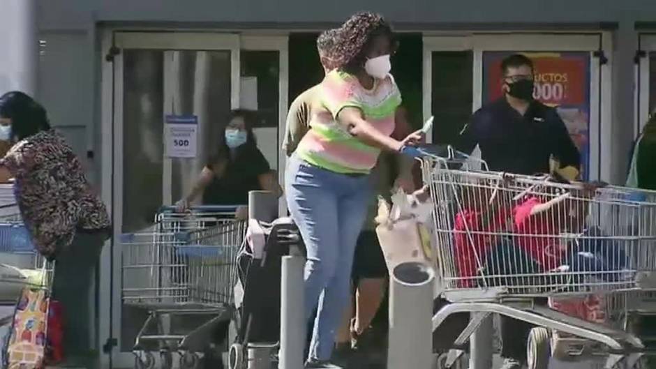 Las autoridades confinan la capital, Santiago