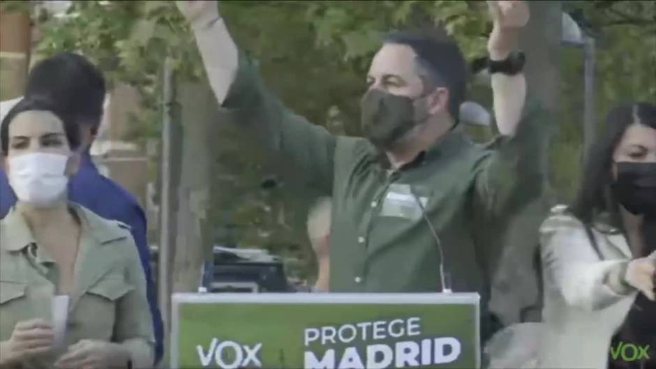 Vox celebra un acto en Vallecas que resulta en cargas policiales y 14 heridos