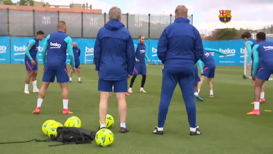 Araujo y Sergi Roberto acabaron el partido del martes lesionados y se pierden las dos últimas jornadas