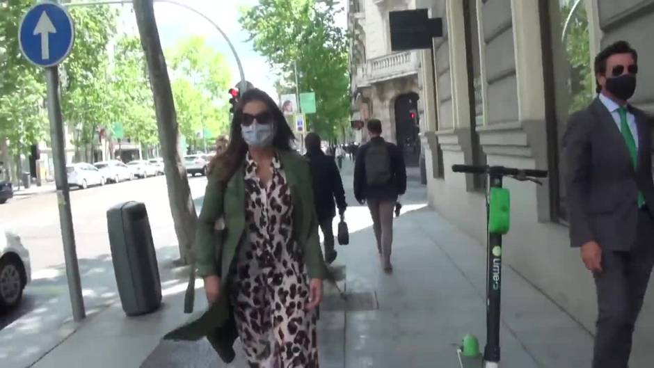 Raquel Bollo y su novio Mariano pasean su amor por la capital