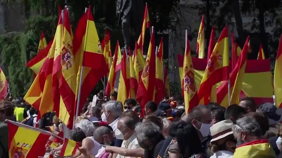 Aforo completo en la Plaza de Colón en la manifestación contra los indultos