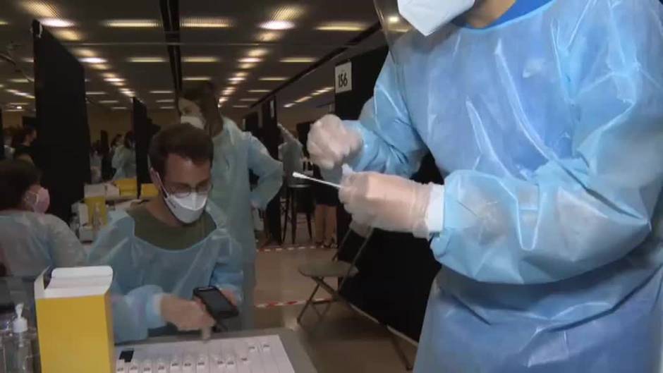 Segunda jornada del festival de Cruilla (Barcelona) con todas las miradas en las medidas de seguridad